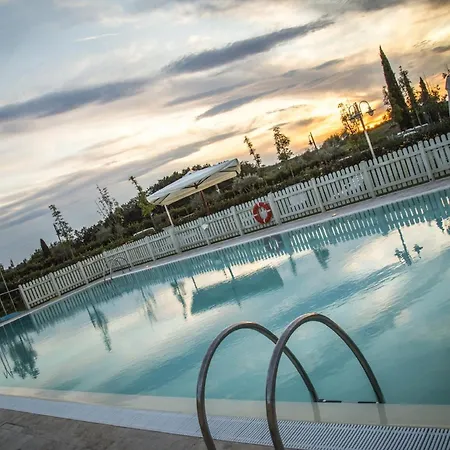 Chianti Village Morrocco 아파트호텔 Tavarnelle Val di Pesa